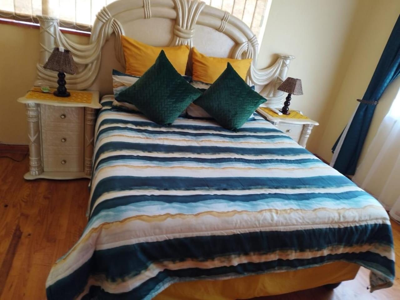 Tj Self-Catering Apartment Graaff Reinet Phòng bức ảnh