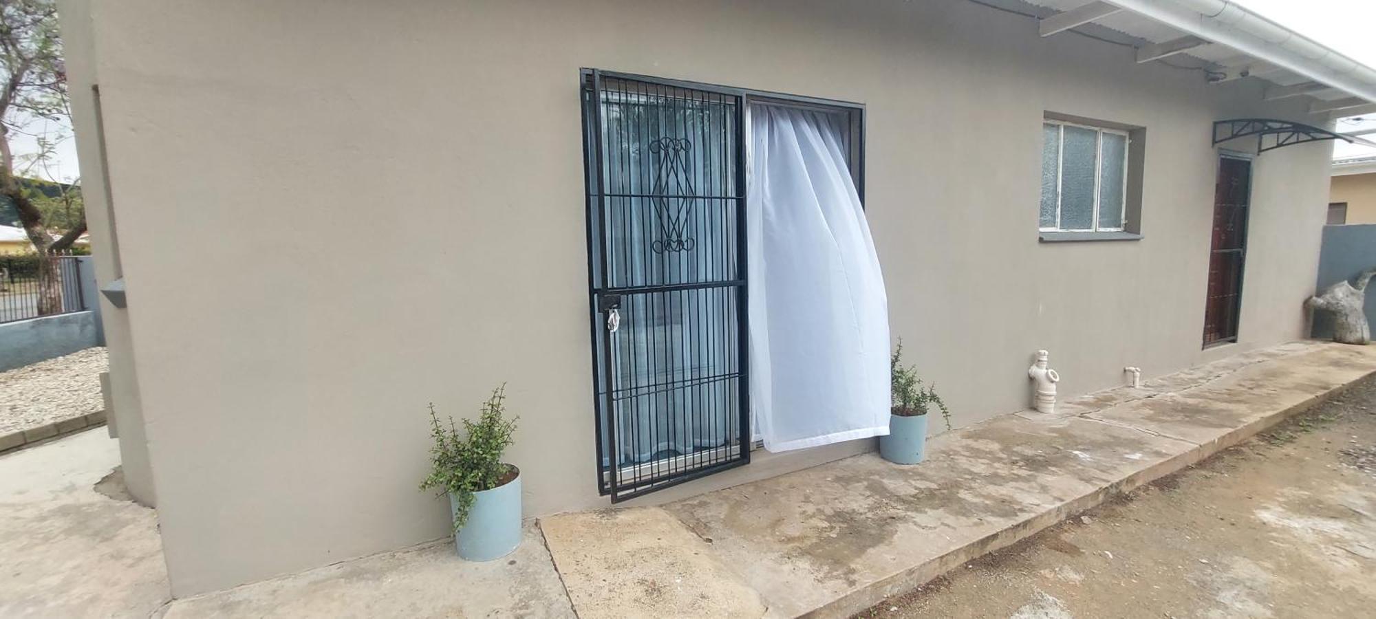 Tj Self-Catering Apartment Graaff Reinet Phòng bức ảnh